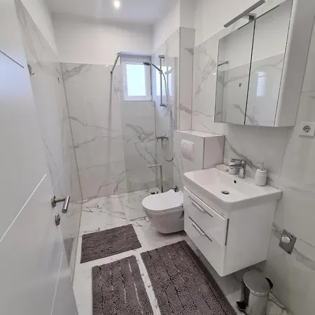 Apartment Angolo Elegante *